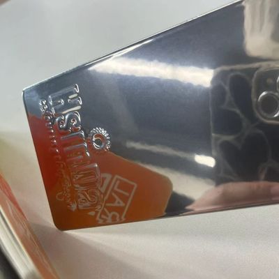 Επικάλυψη σε σκόνη από καθρέφτη χρωμίου με σχεδόν καθρέφτη φινίρισμα, ανθεκτικότητα στη διάβρωση και τις γρατζουνιές και χωρίς εξάξιμο χρώμιο για μεταλλικές επιφάνειες